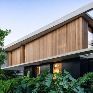 Alternative view of WALL PANEL WPC PARED EXTERIOR 2900 X 219 X 26MM